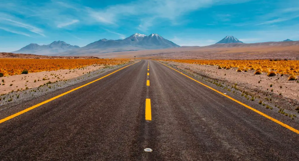 Example of line in roads where dividers are painted to separate lanes